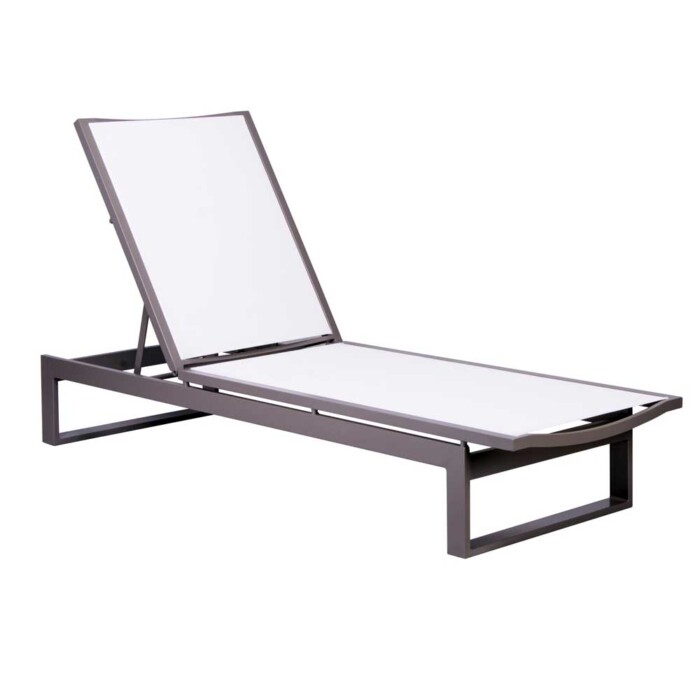 Avenida Sling Chaise Lounge